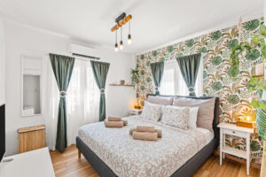 Tanas Rooftop Seaview Suite bedroom 2